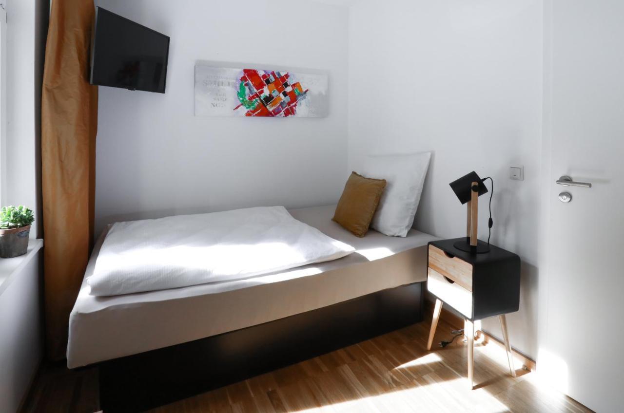 Bohnapartments Am Anger - Zentrum - Vollausstattung - Wlan إرفورت الغرفة الصورة